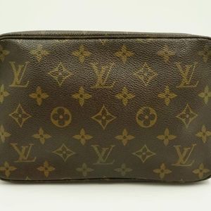 Louis Vuitton Trousse 23